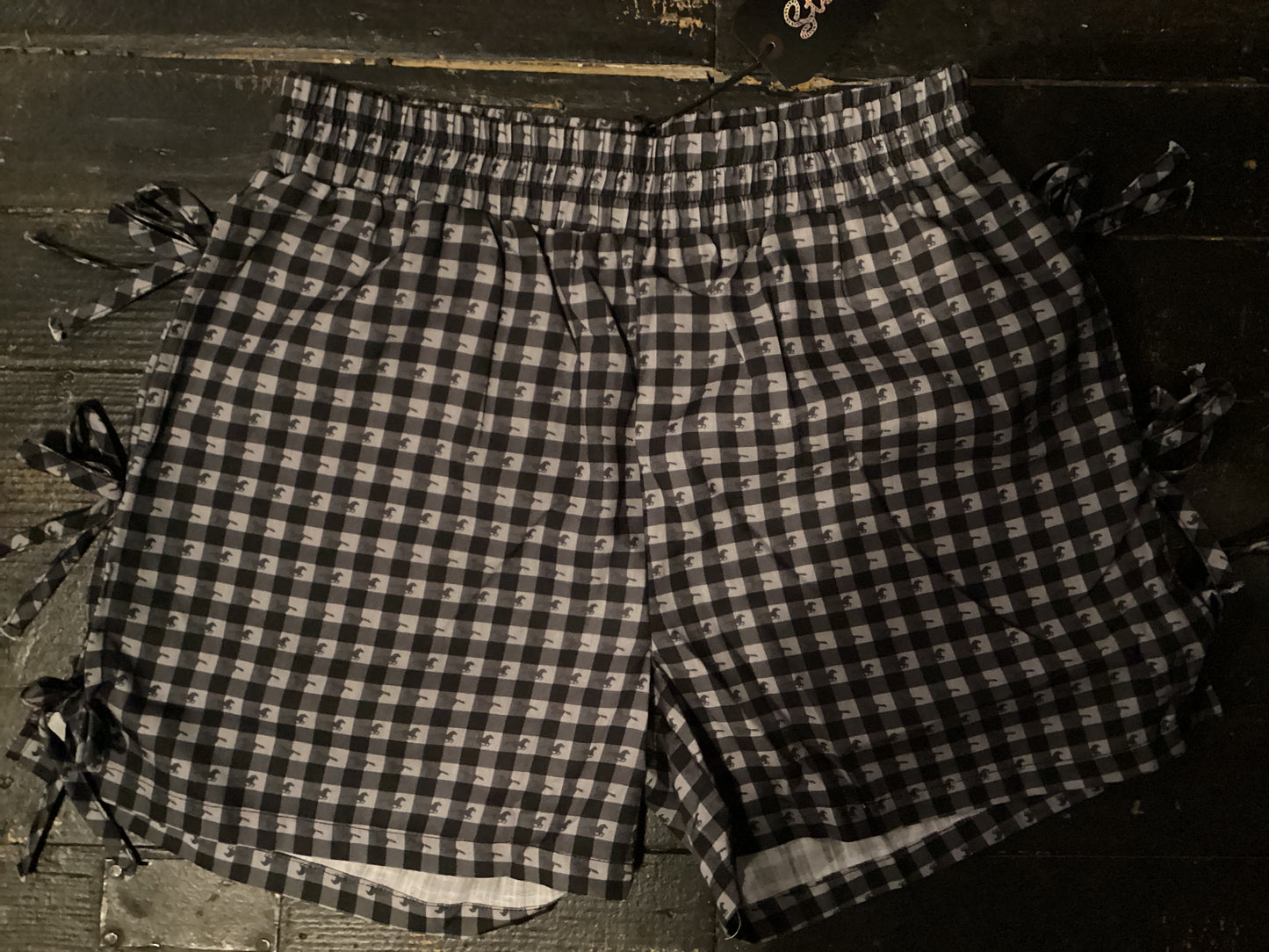 Gingham Gallup shorts