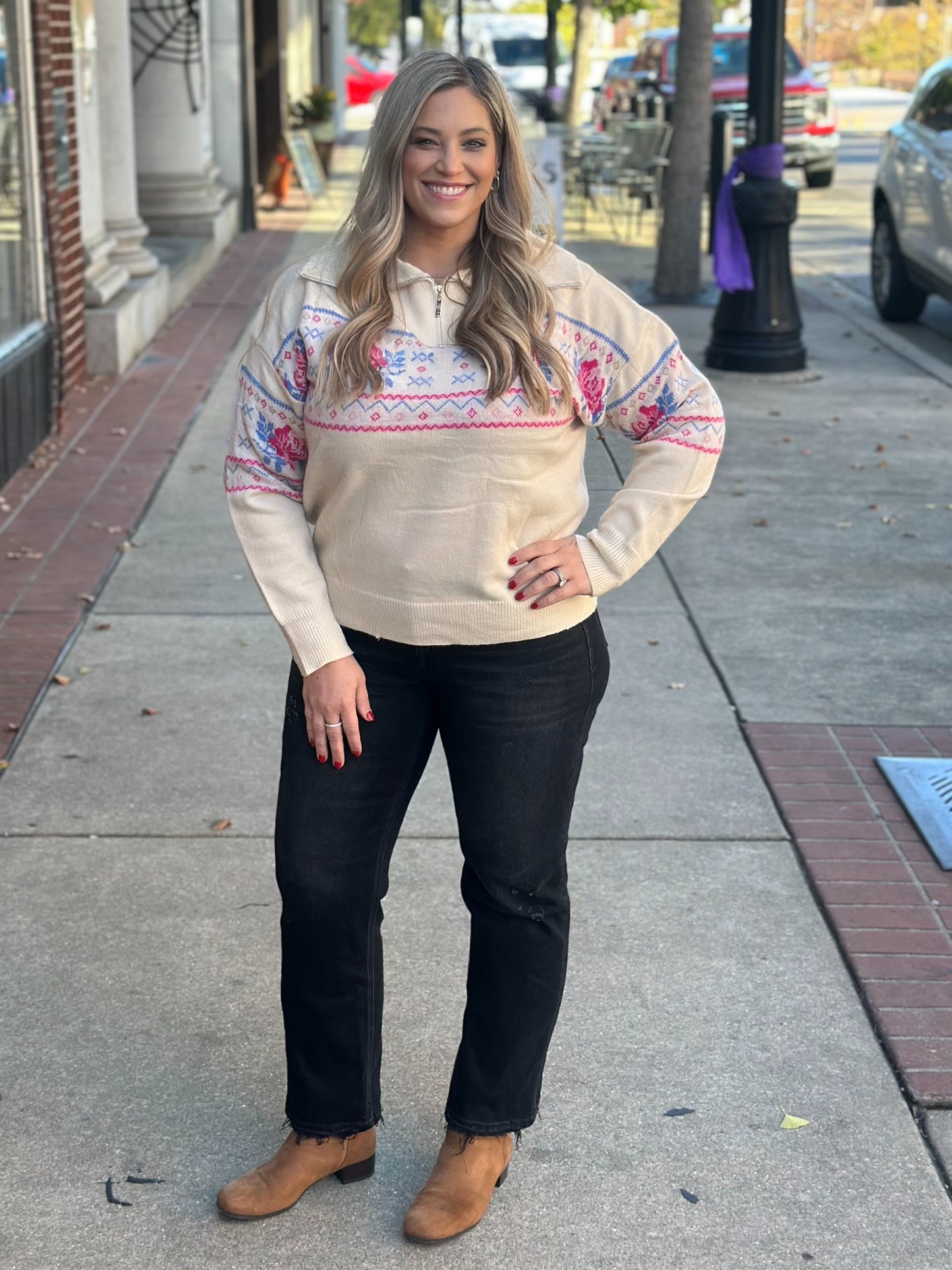 Ivory sweater with collar