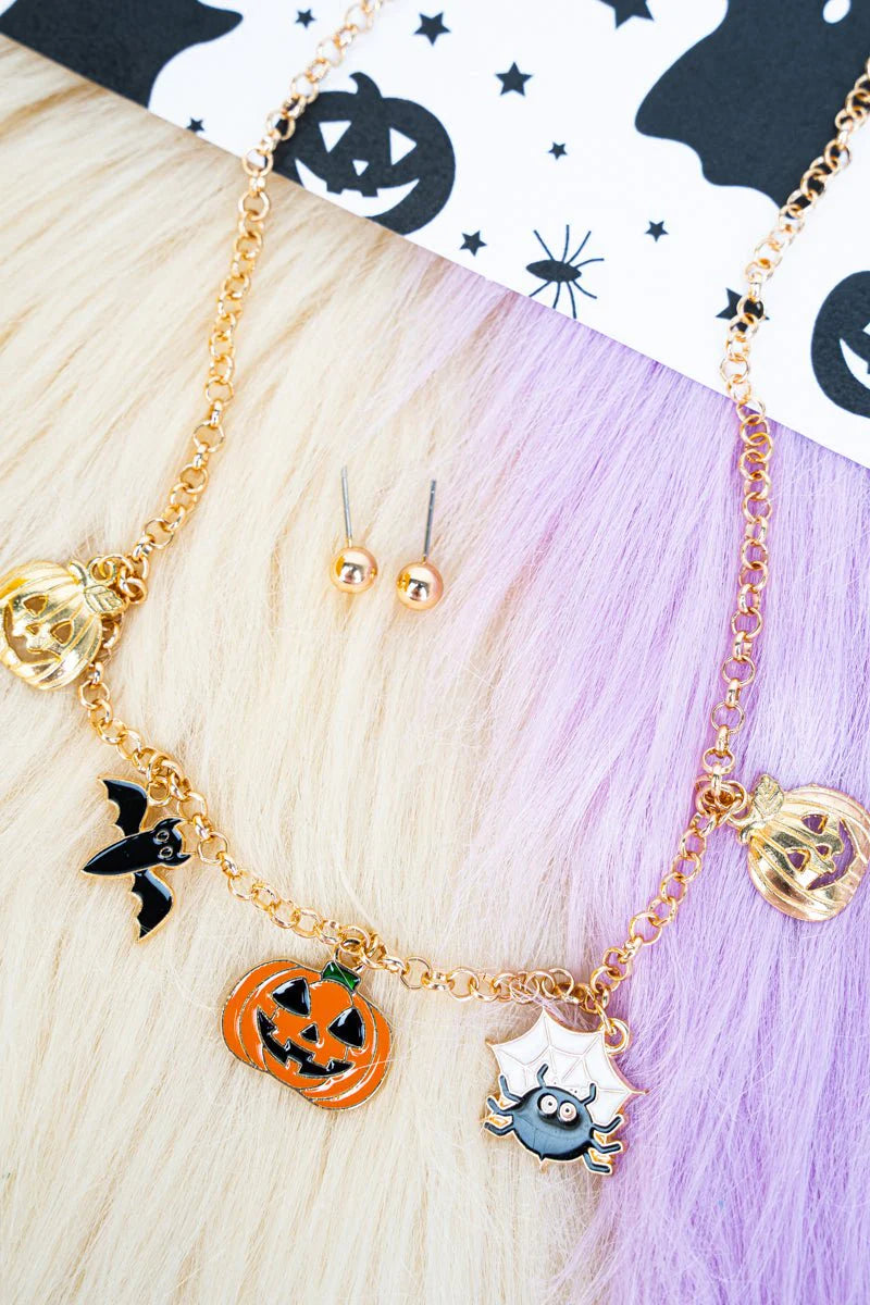 Hallow necklace