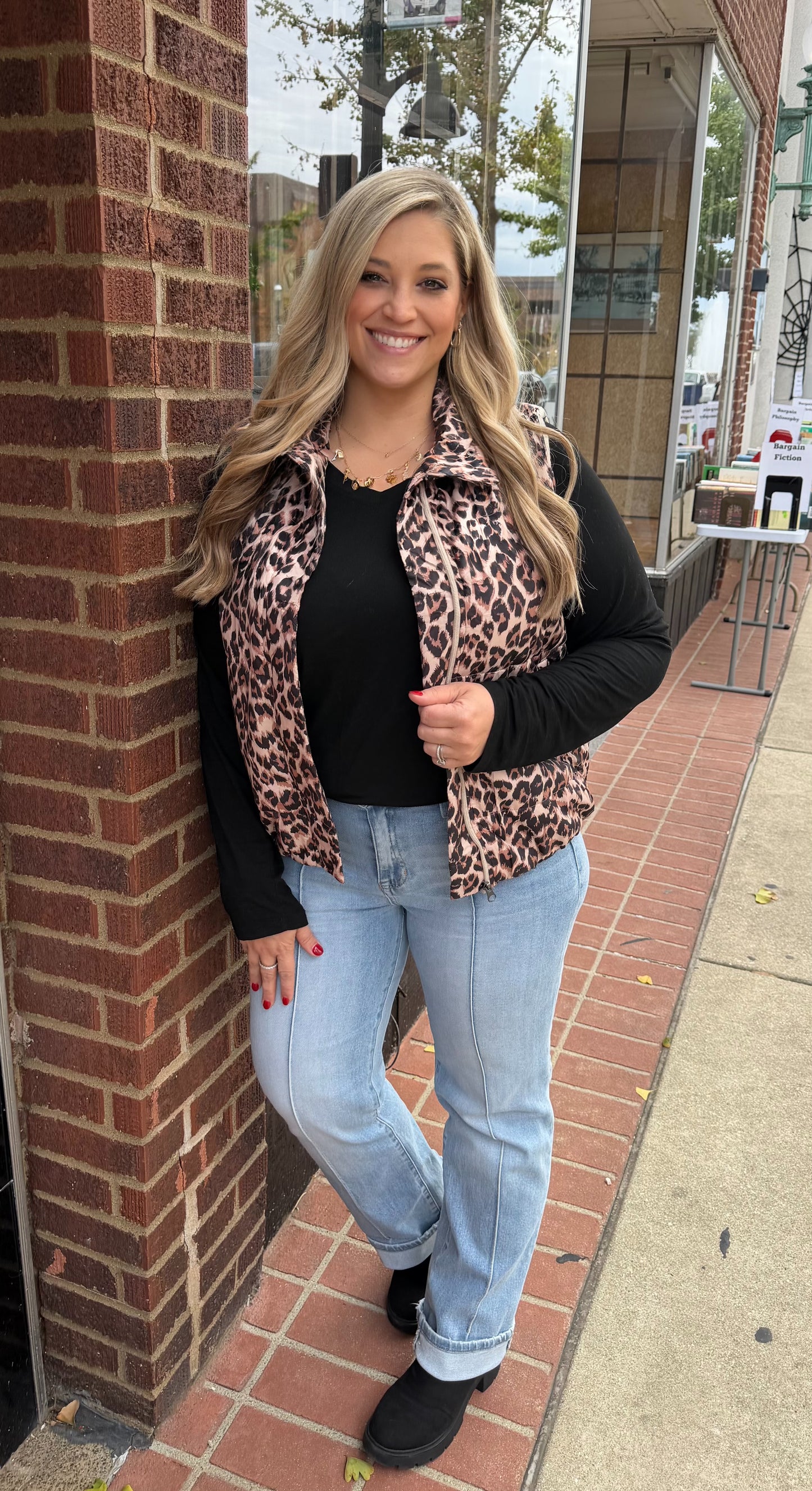 Cutie leopard vest