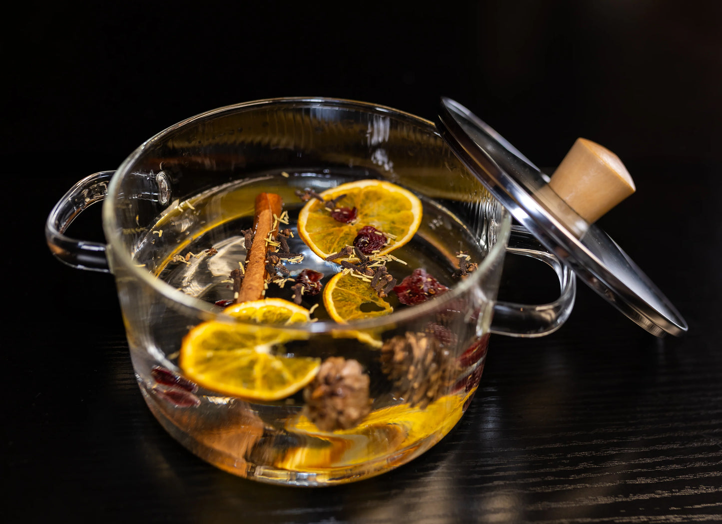 Clear glass simmer pots