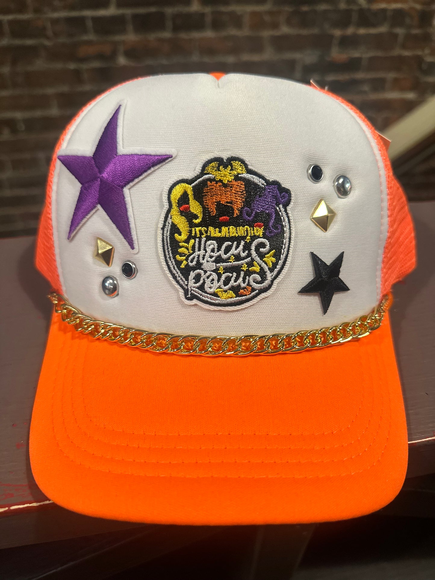Hocus Pocus trucker