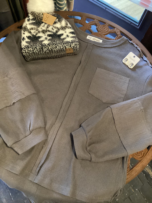 Grey pullover