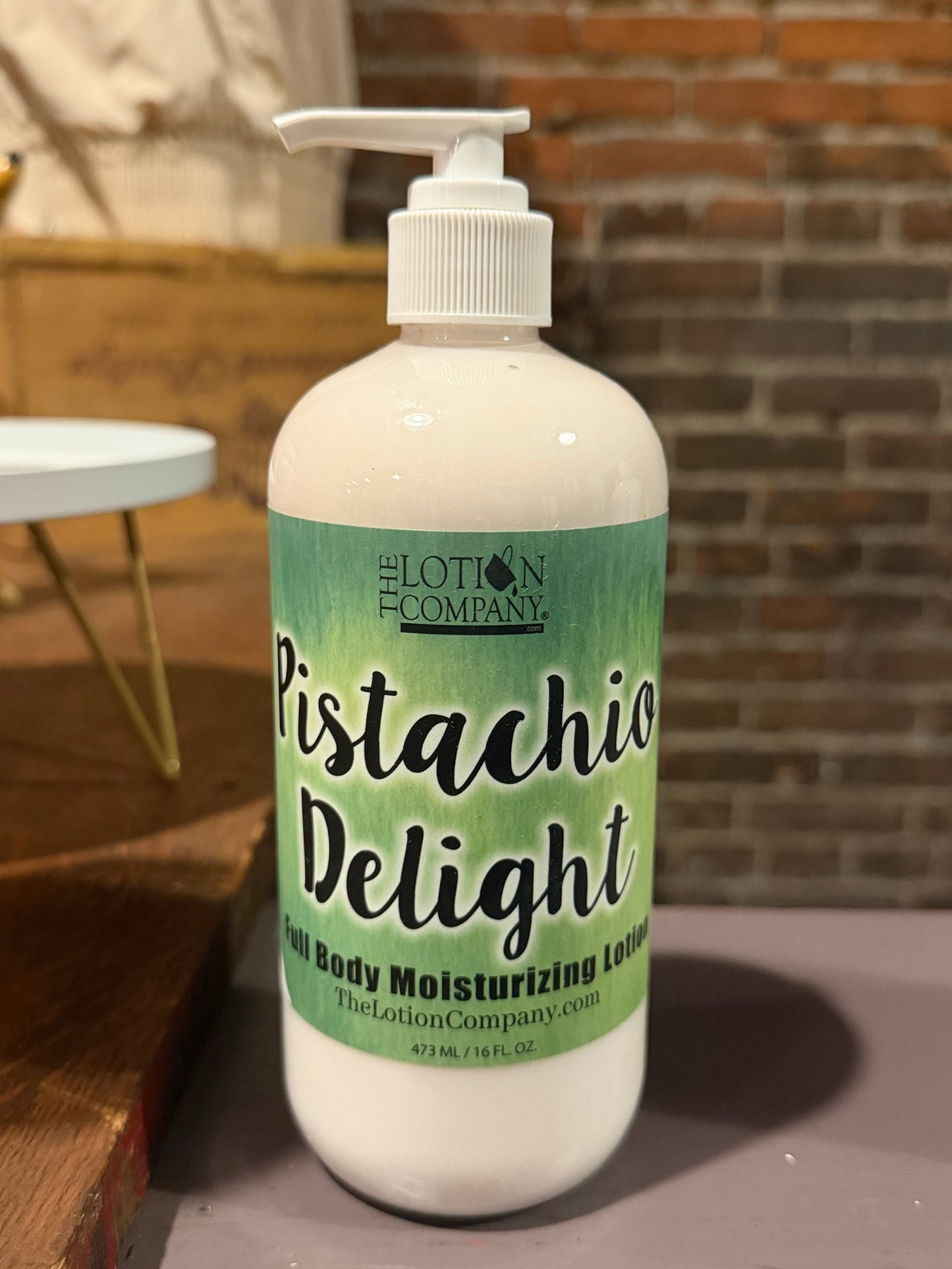 The lotion company 16 oz