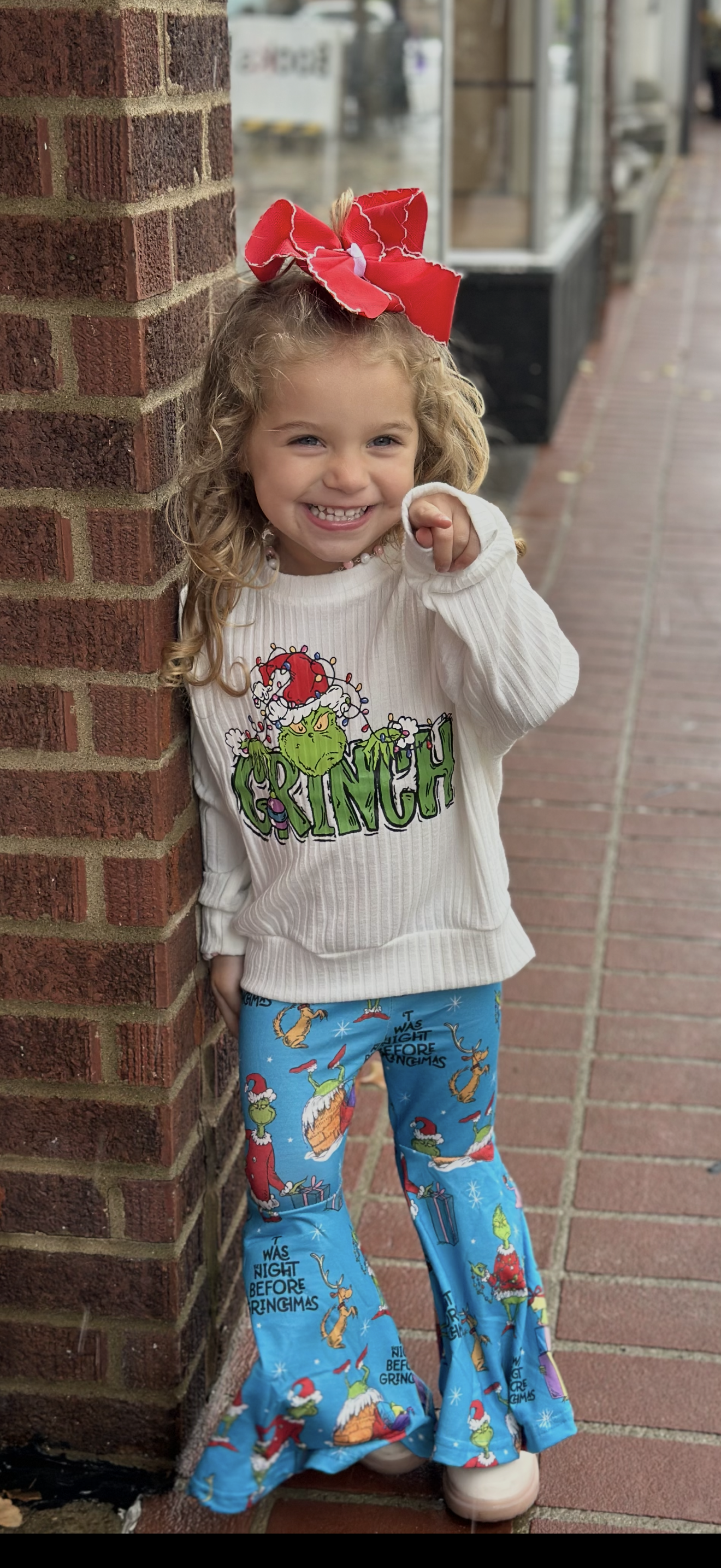 Night before Grinchmas set