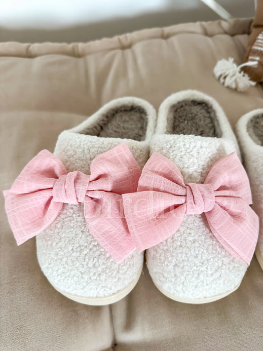 Pink bow slippers