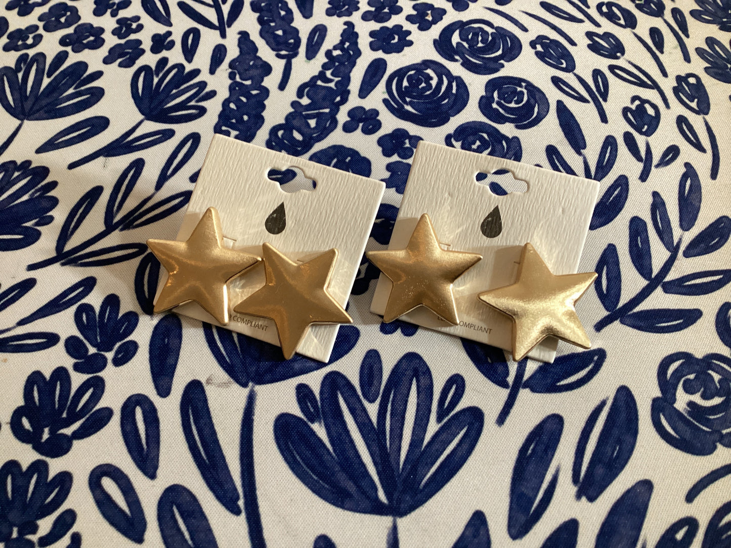 Star studs