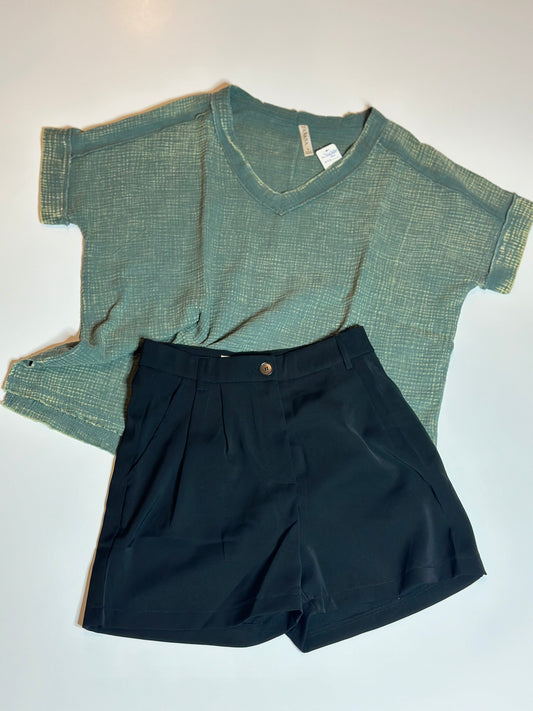Searsucker Olive tee