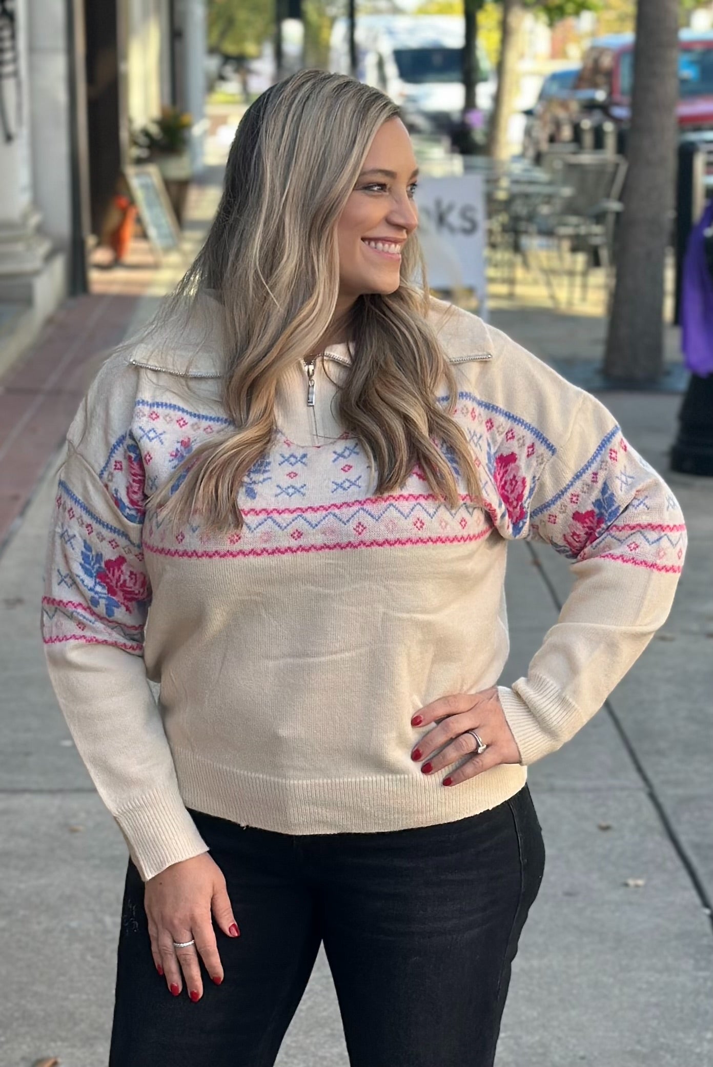 Ivory sweater with collar