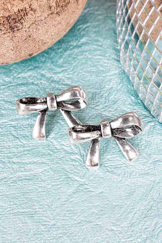 Cash bow earrings