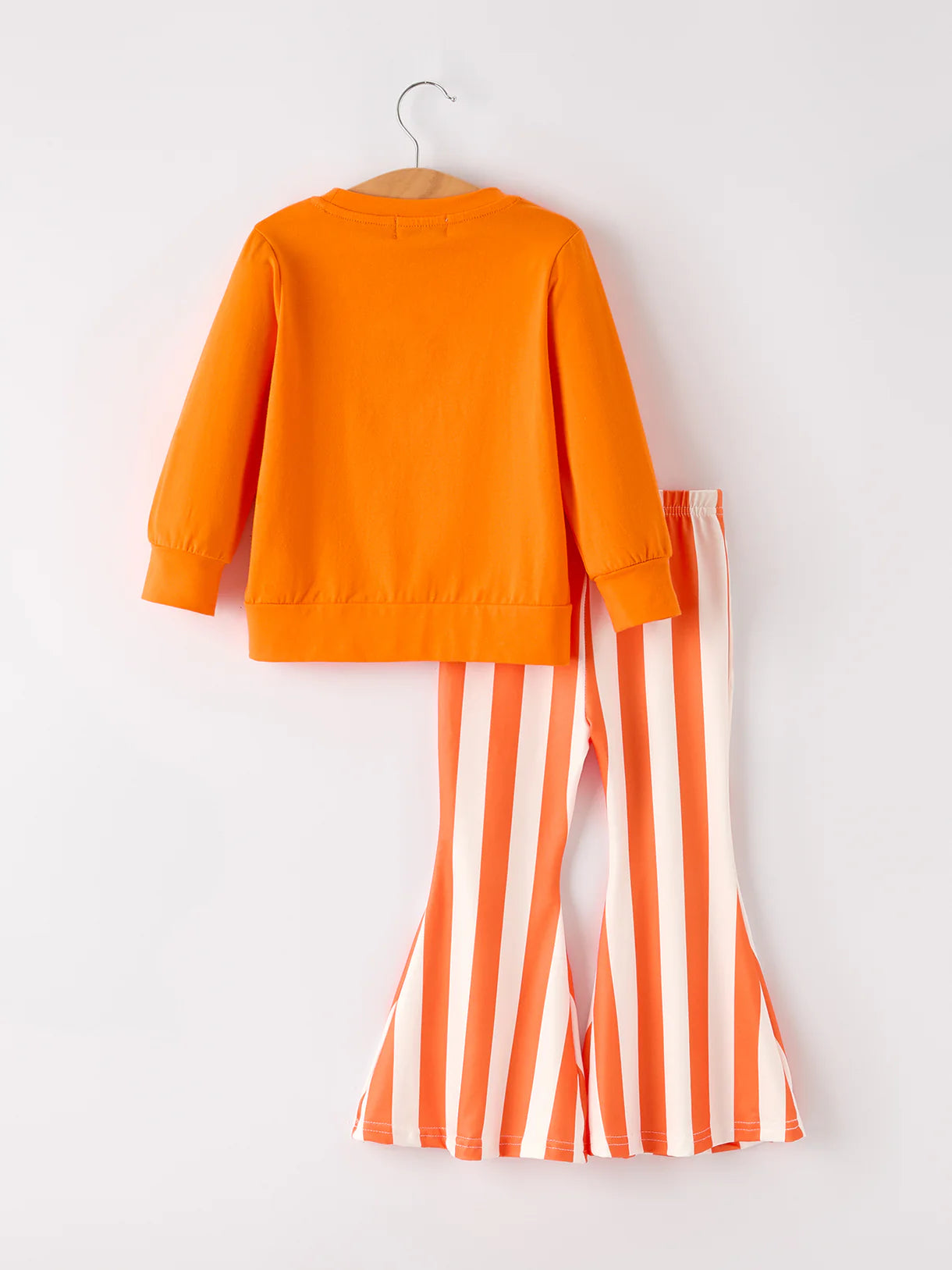 Pumpkin spice outfit