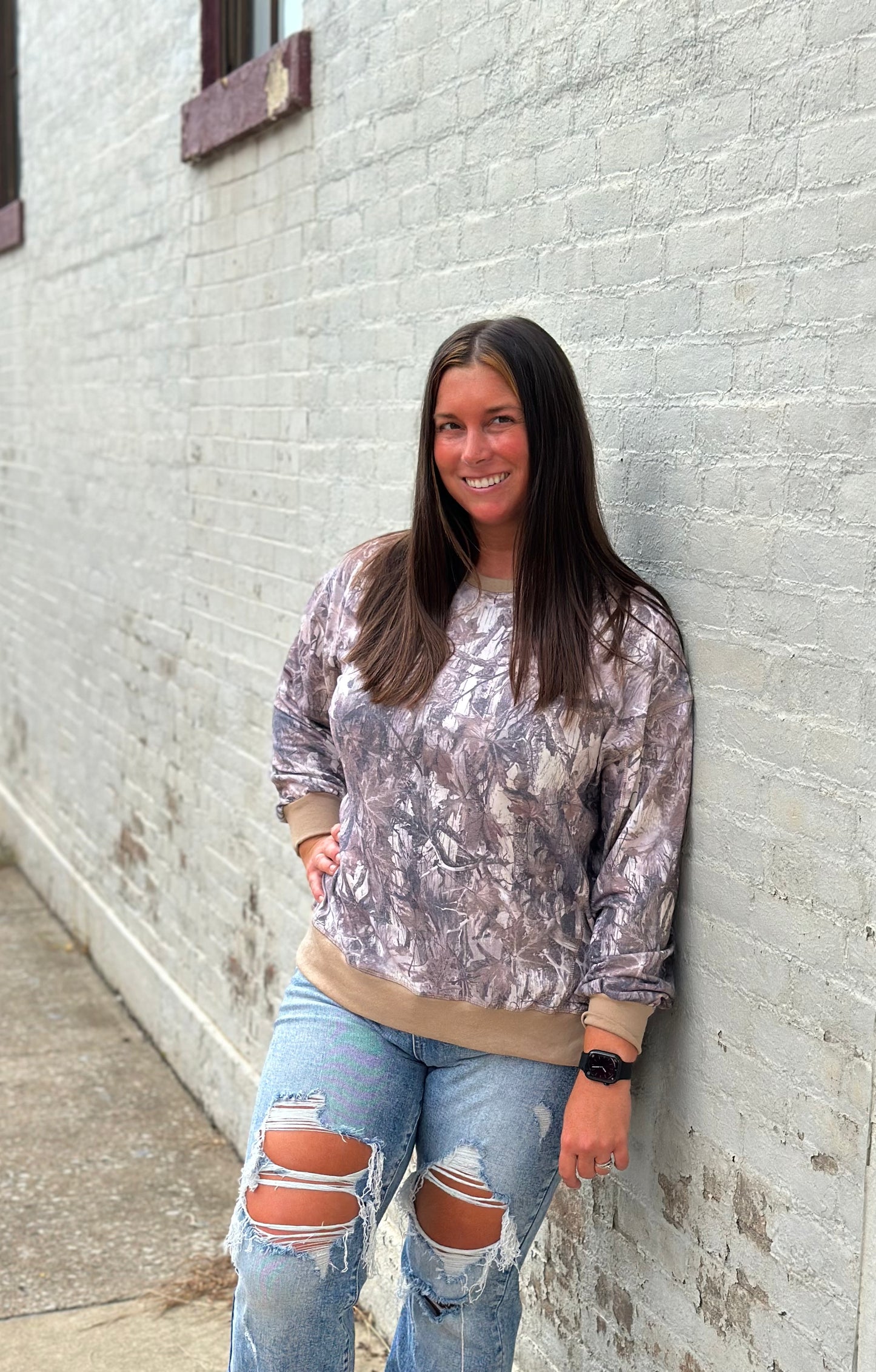 Elle Dark Camo Crewneck sweatshirt